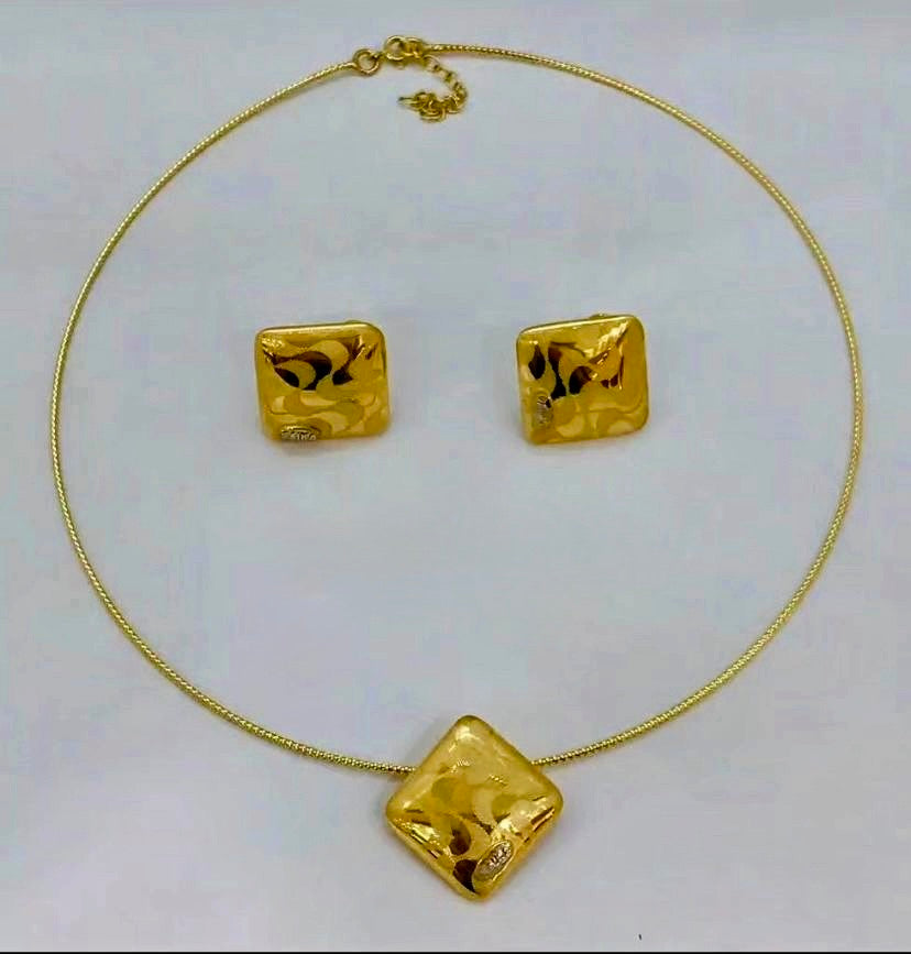 Bella 18 karat gold set