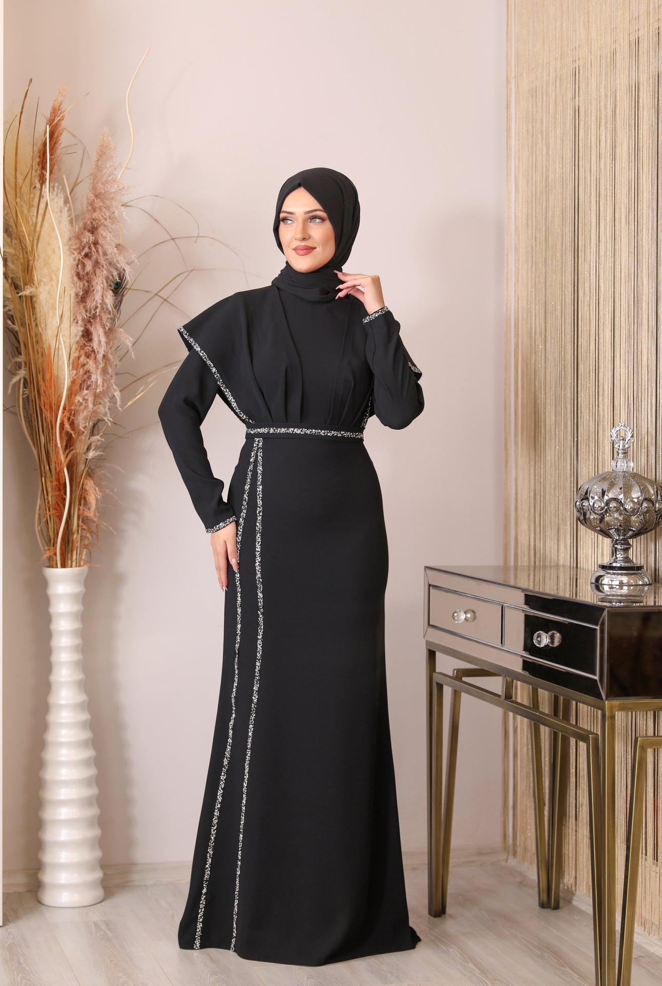 Iman Flair Dress in Black