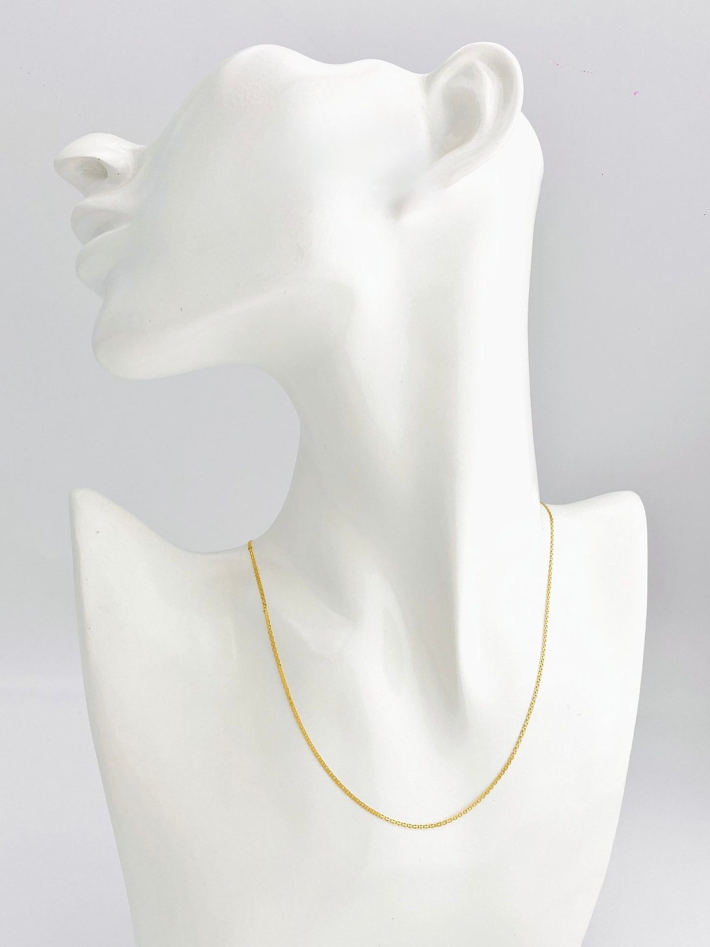 Ara 18 karat gold necklace