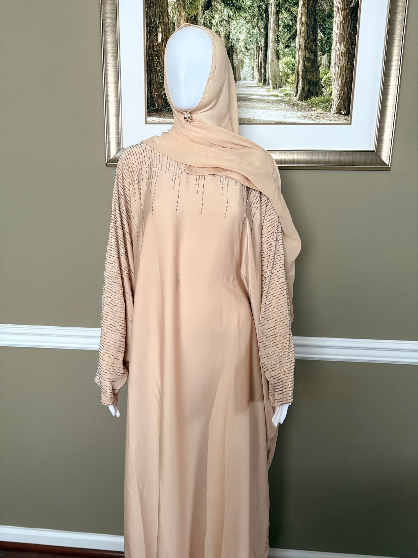 Farya Abaya in Beige