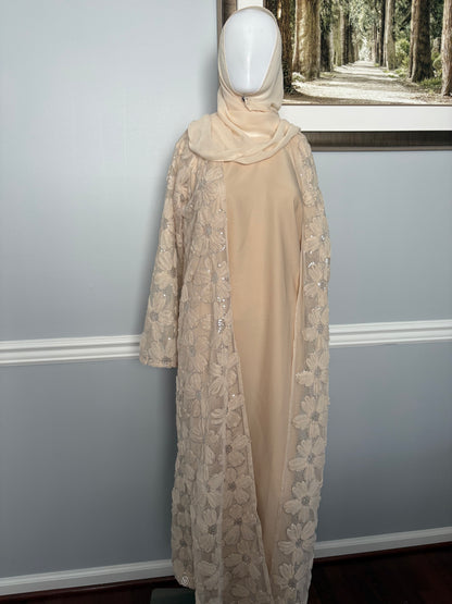 Aliyah Abaya