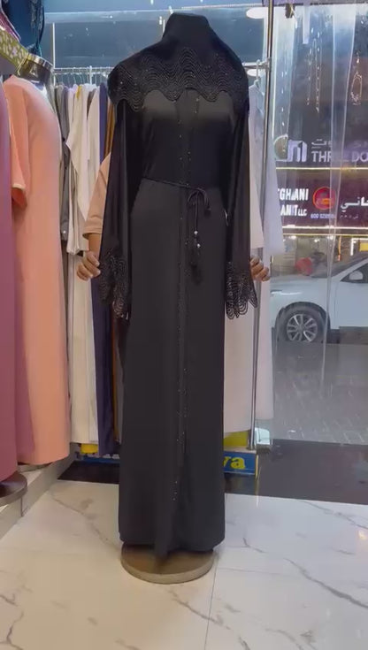 Raheema Abaya