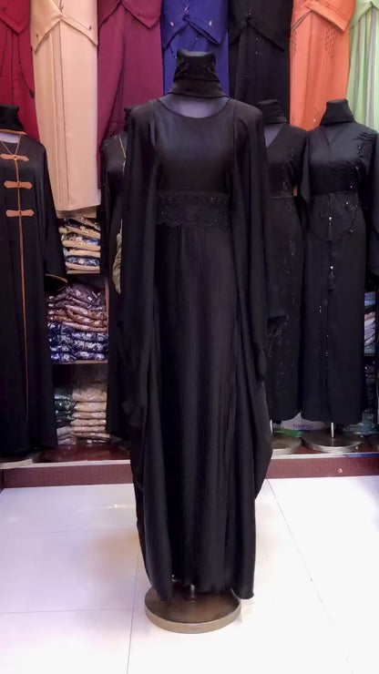 Fasiha Abaya in Black